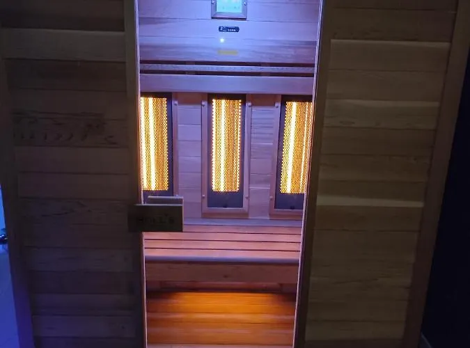 Story Avec Jacuzzi Et Sauna Chalet *